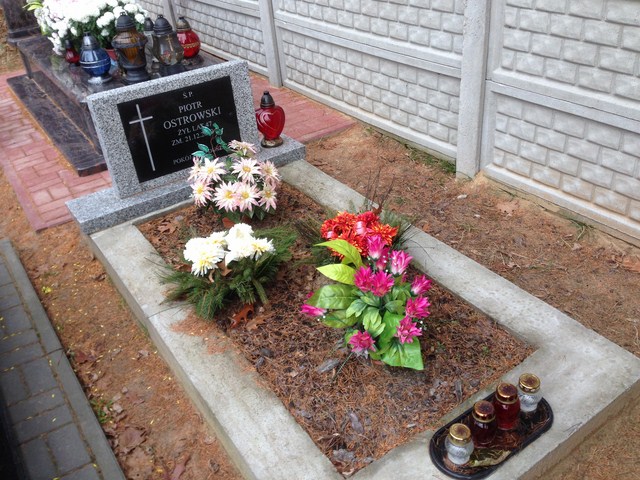 Piotr Ostrowski 1962 Białystok - Grobonet - Wyszukiwarka osób pochowanych