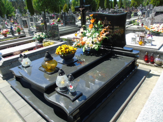 Janina Kruk 1916 Białystok - Grobonet - Wyszukiwarka osób pochowanych