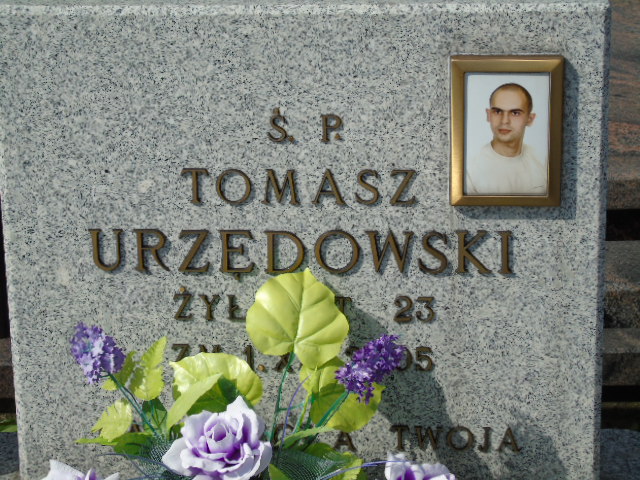 Tomasz Urzędowski 1982 Białystok - Grobonet - Wyszukiwarka osób pochowanych