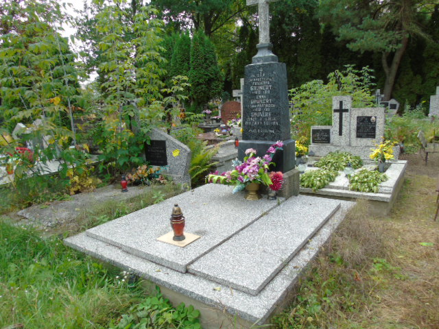 Emma, Harry, Emilia, Fryderyk Grunert Białystok - Grobonet - Wyszukiwarka osób pochowanych