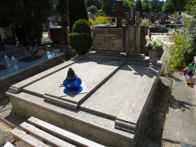 Jan Hajdukiewicz 1915 Białystok - Grobonet - Wyszukiwarka osób pochowanych