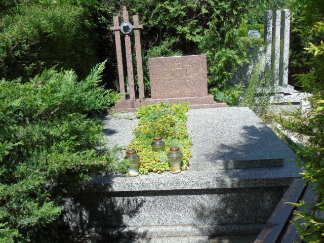 Piotr Jaroszewicz 1927 Białystok - Grobonet - Wyszukiwarka osób pochowanych