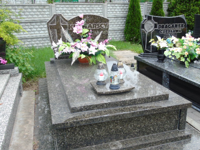 Edmund Kucharski 1930 Białystok - Grobonet - Wyszukiwarka osób pochowanych