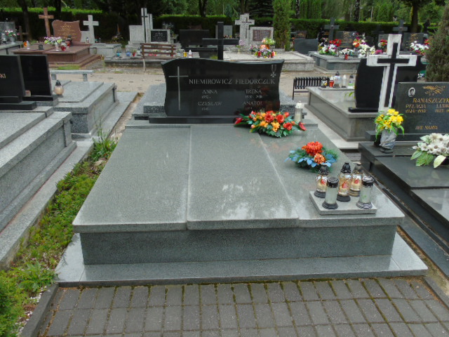 Irena Fiedorczuk 1930 Białystok - Grobonet - Wyszukiwarka osób pochowanych