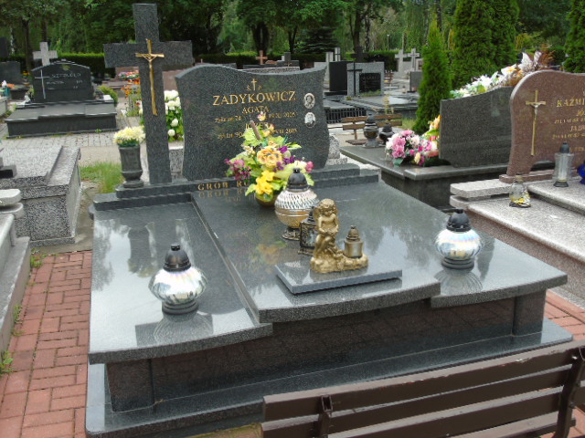 Grób Agata Zadykowicz