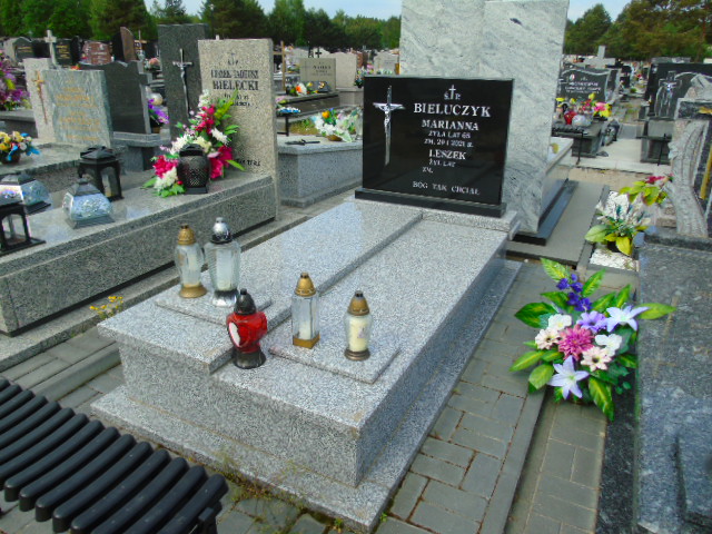 Marianna Bieluczyk 1955 Białystok - Grobonet - Wyszukiwarka osób pochowanych